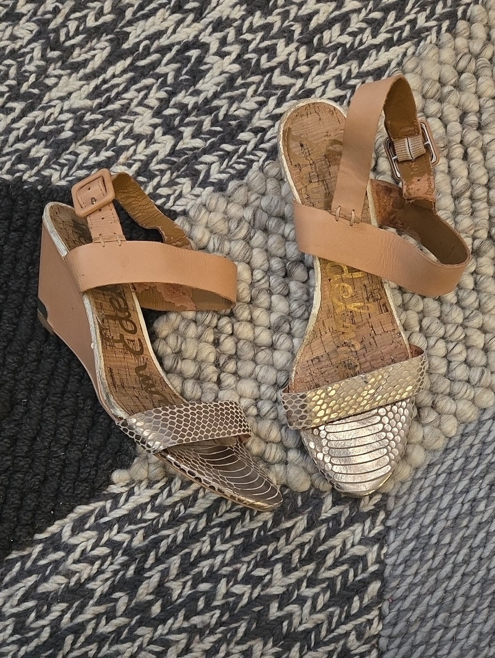 SAM EDLEMAN WEDGE SANDALS 9.5